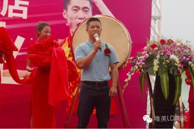 1481534138125760.png blob.png