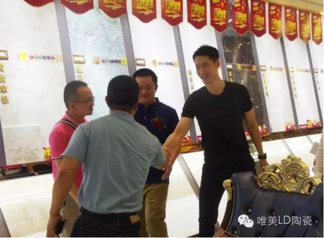 1481534266121637.png blob.png