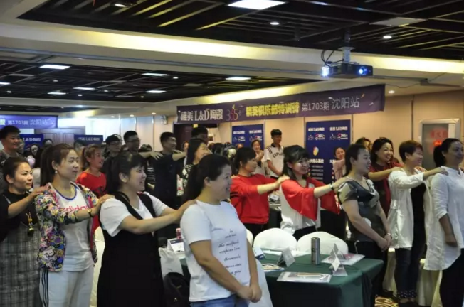 1506567925289001.png blob.png